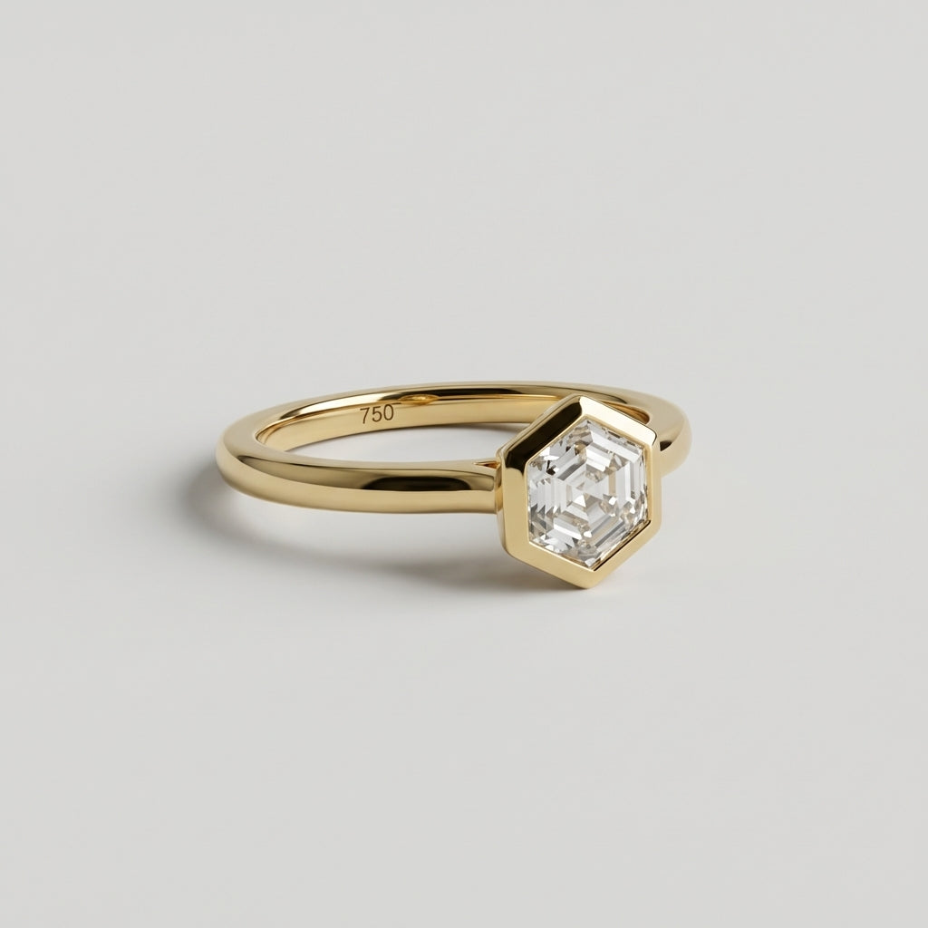 Hexagon 0,57 ct – Soline Ring in 750 Gelbgold